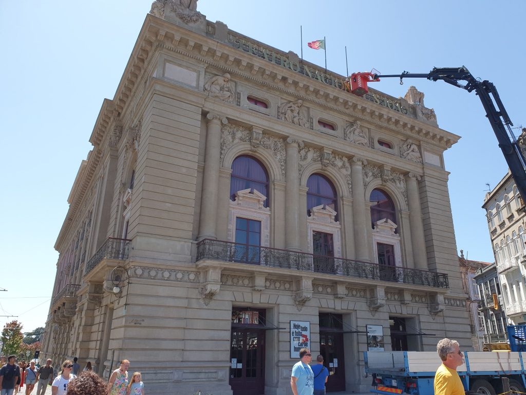 Reabilitação das fachadas do Teatro Nacional S. João